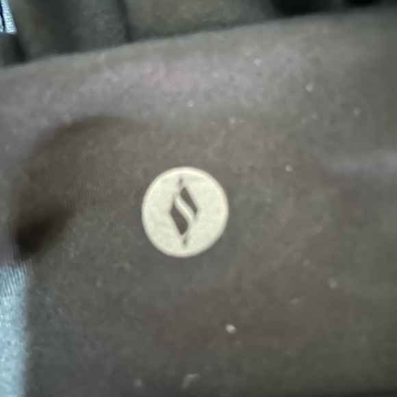 NWT Sketchers, never worn women’s casual or athletic pants with pockets. - Picture 6 of 14